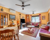 Resale - Villa - Bigastro