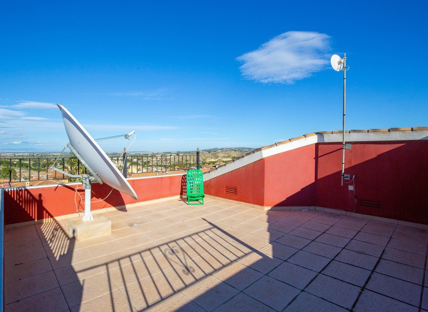 Resale - Villa - Bigastro