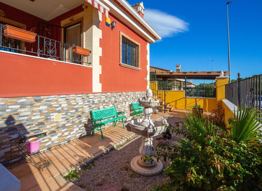 Resale - Villa - Bigastro