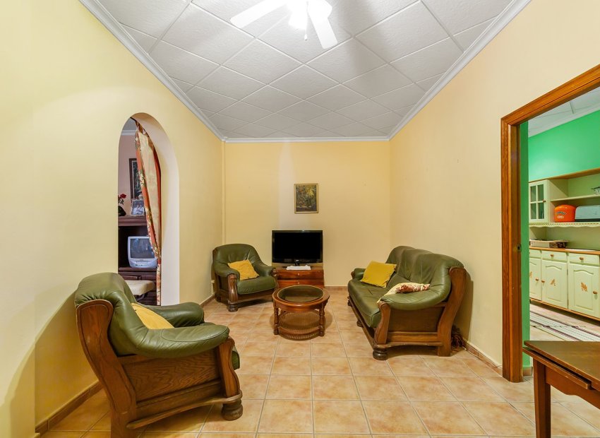 Resale - Villa - Bigastro