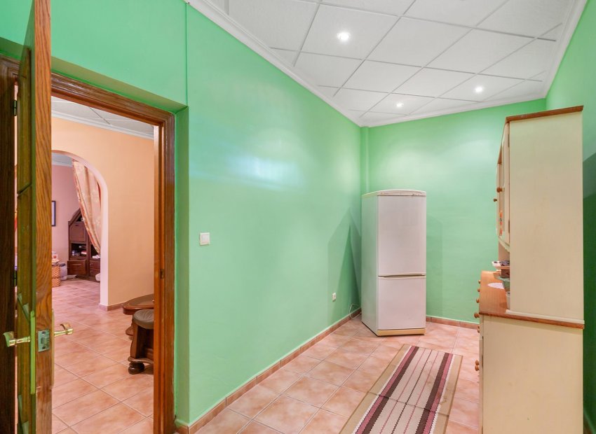 Resale - Villa - Bigastro