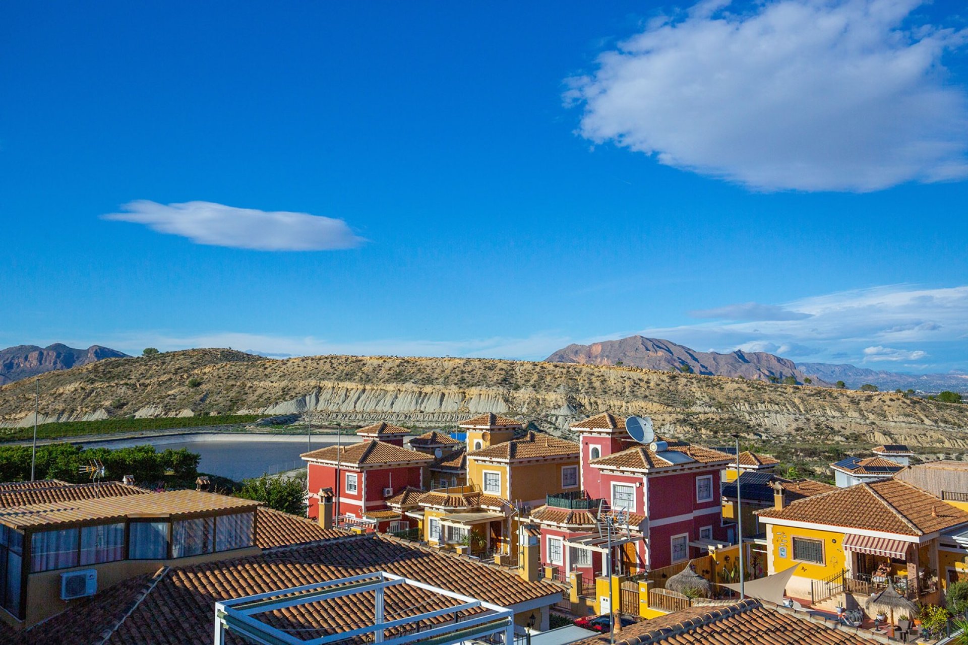 Resale - Villa - Bigastro