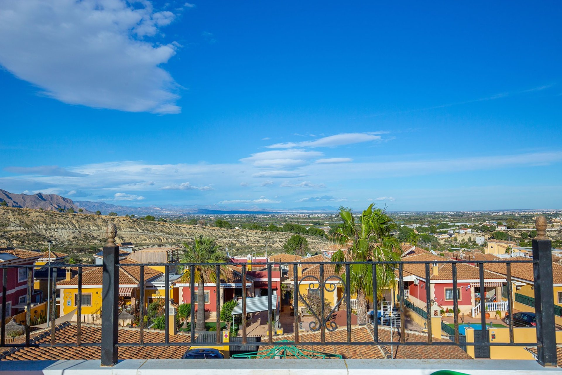 Resale - Villa - Bigastro