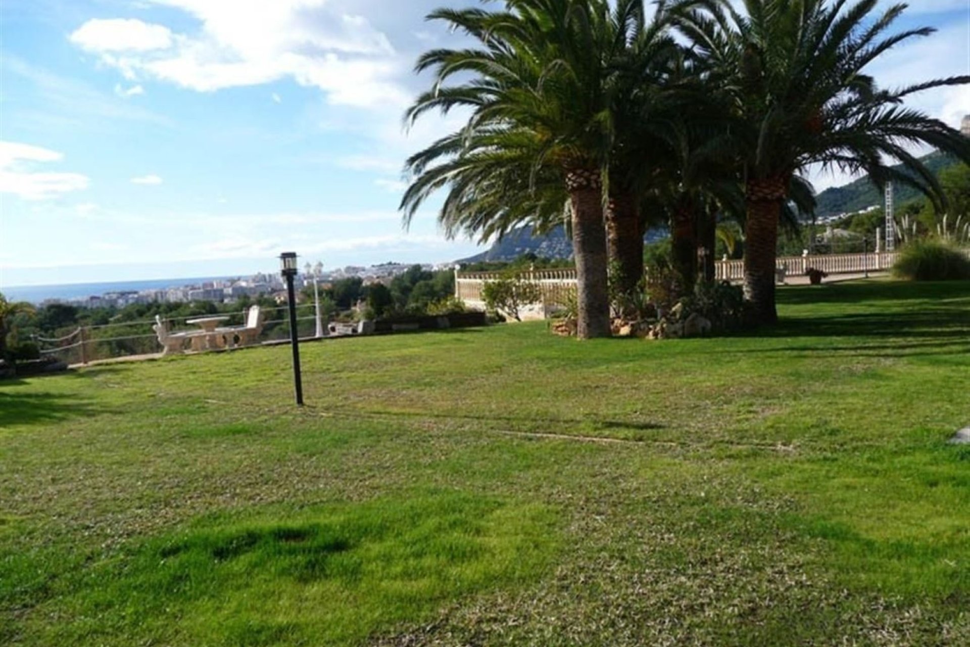 Resale - Villa - Calpe - Gargasindi