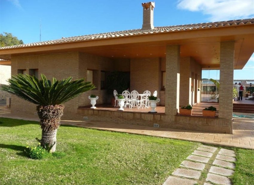 Resale - Villa - Calpe - Gargasindi