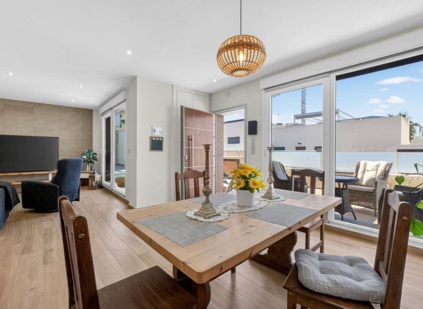 Resale - Villa - Ciudad Quesada - Alicante