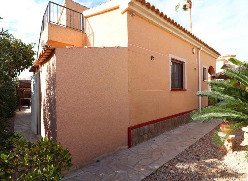 Resale - Villa - Ciudad Quesada - Atalaya Park