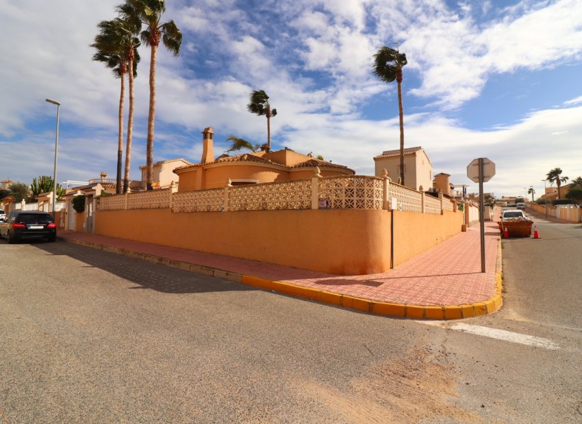 Resale - Villa - Ciudad Quesada - Atalaya Park