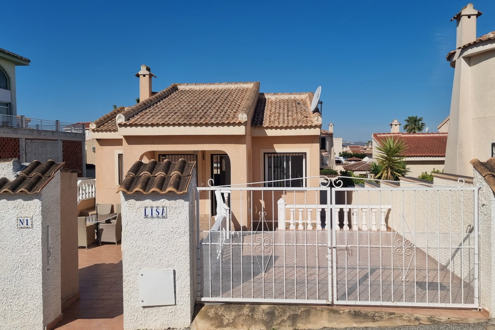 Resale - Villa - Ciudad Quesada - Benimar