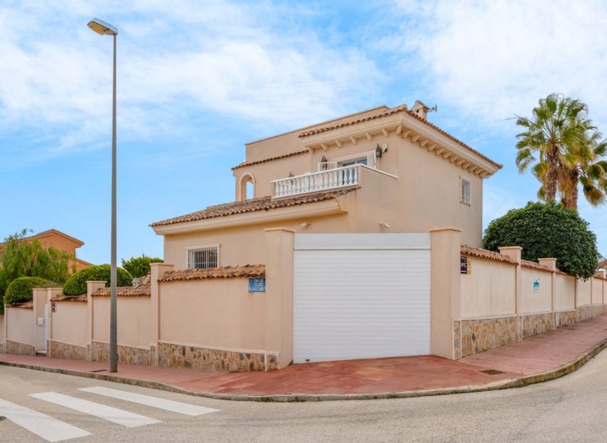 Resale - Villa - Ciudad Quesada - La Fiesta