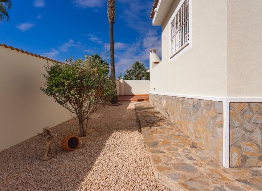 Resale - Villa - Ciudad Quesada - La Fiesta