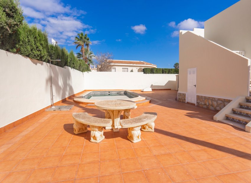 Resale - Villa - Ciudad Quesada - La Fiesta