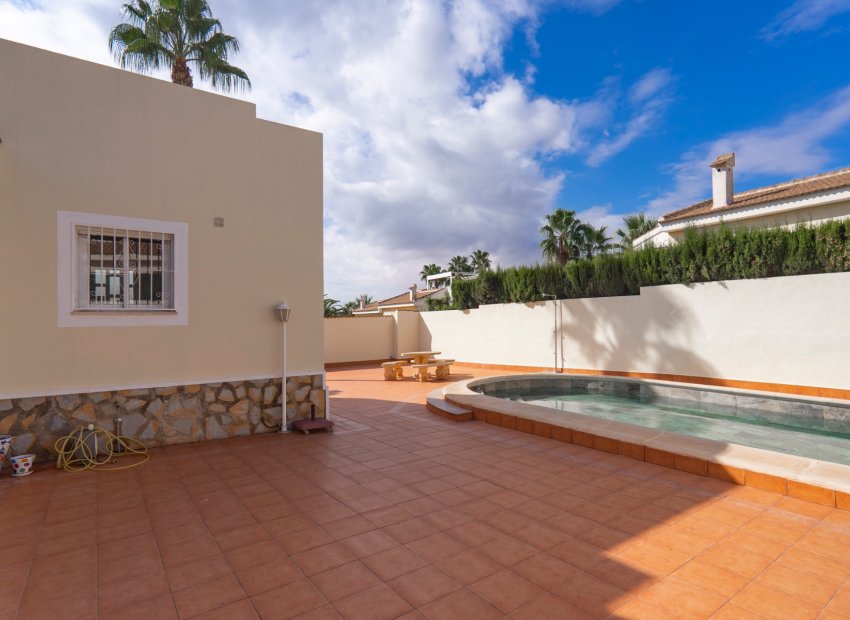 Resale - Villa - Ciudad Quesada - La Fiesta