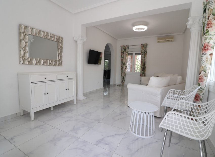 Resale - Villa - Ciudad Quesada - La Fiesta
