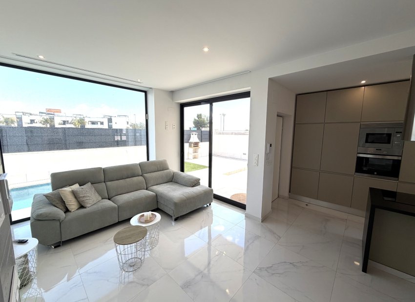 Resale - Villa - Ciudad Quesada - La Laguna