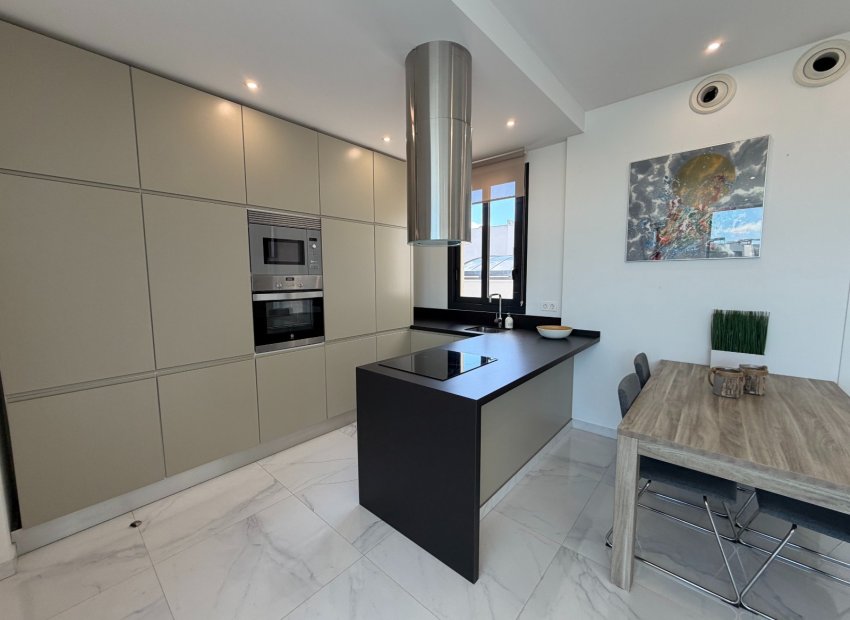 Resale - Villa - Ciudad Quesada - La Laguna