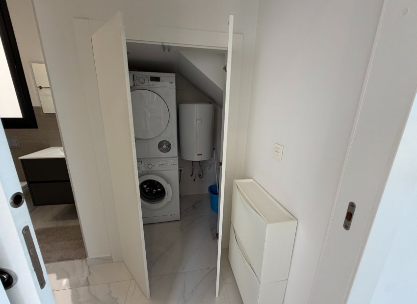 Resale - Villa - Ciudad Quesada - La Laguna