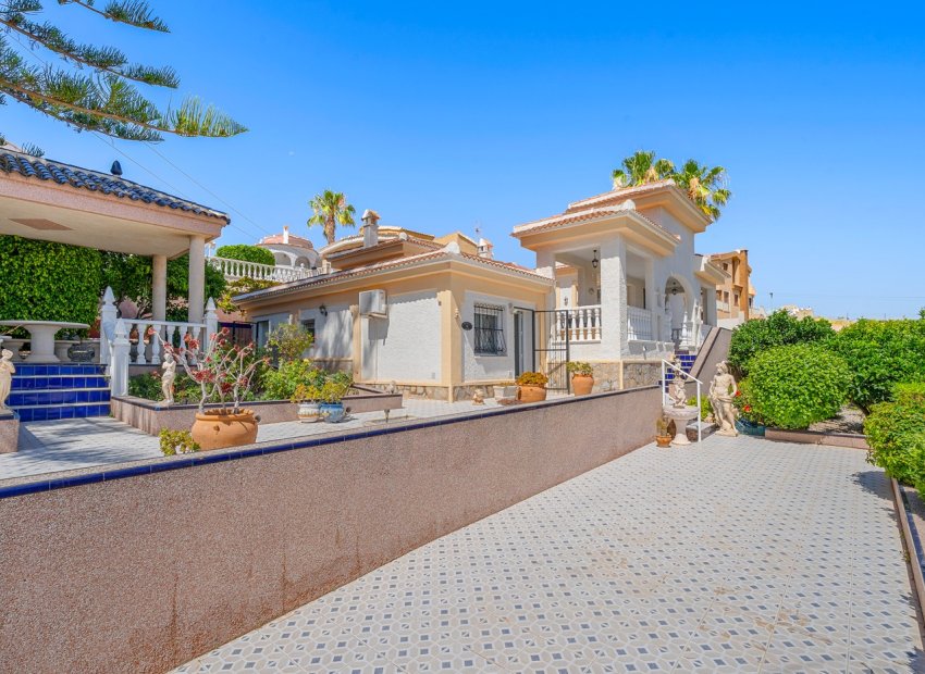Resale - Villa - Ciudad Quesada - La Marquesa Golf