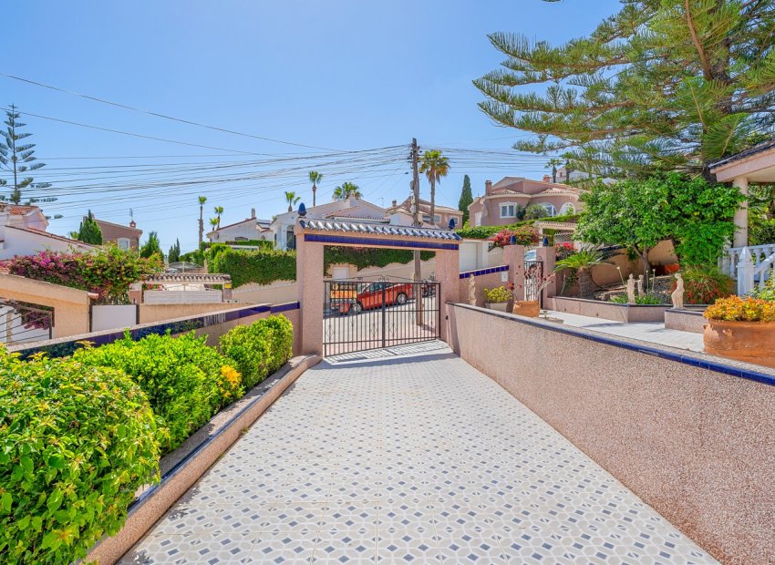 Resale - Villa - Ciudad Quesada - La Marquesa Golf