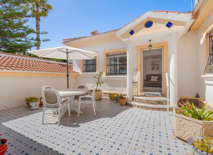 Resale - Villa - Ciudad Quesada - La Marquesa Golf
