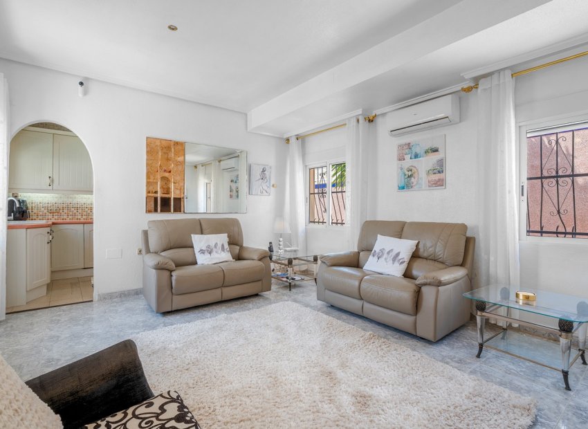 Resale - Villa - Ciudad Quesada - La Marquesa Golf