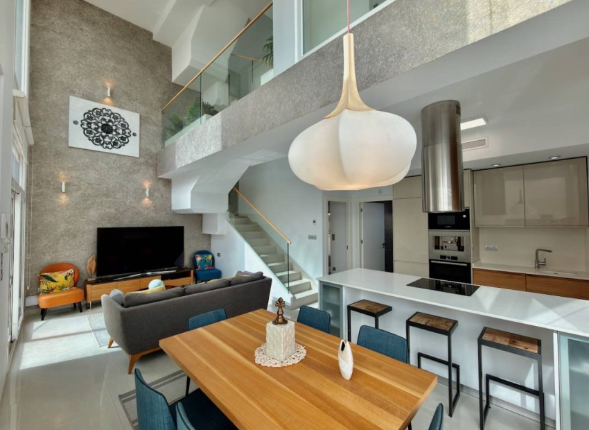 Resale - Villa - Ciudad Quesada - Pueblo Bravo