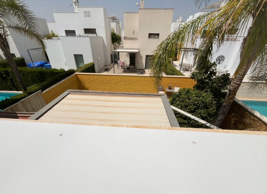Resale - Villa - Ciudad Quesada - Pueblo Bravo