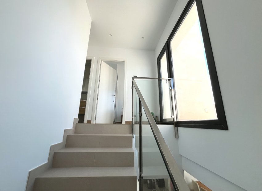 Resale - Villa - Ciudad Quesada - Pueblo Bravo