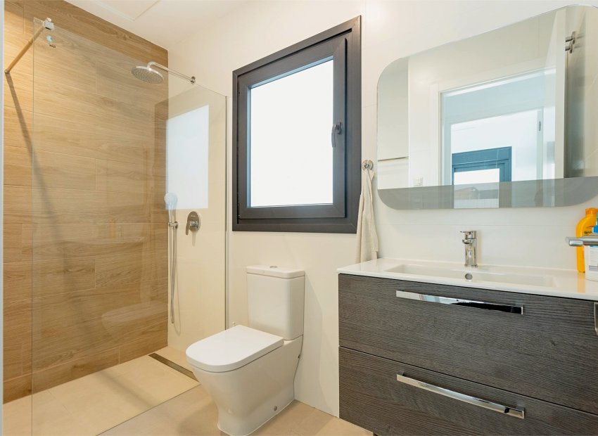 Resale - Villa - Ciudad Quesada - Pueblo Bravo