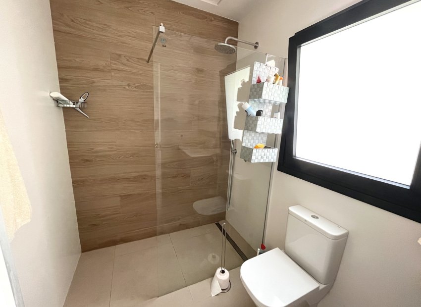 Resale - Villa - Ciudad Quesada - Pueblo Bravo