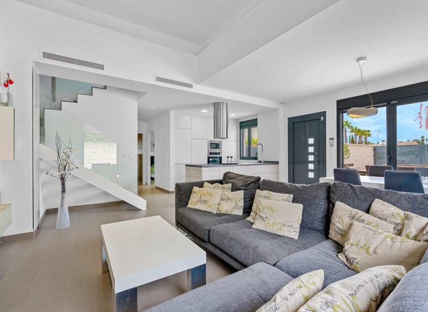 Resale - Villa - Ciudad Quesada - Rojales