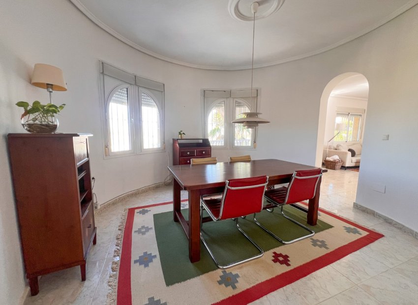 Resale - Villa - Ciudad Quesada - Rojales