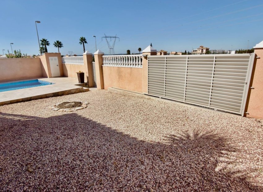 Resale - Villa - Ciudad Quesada - Rojales