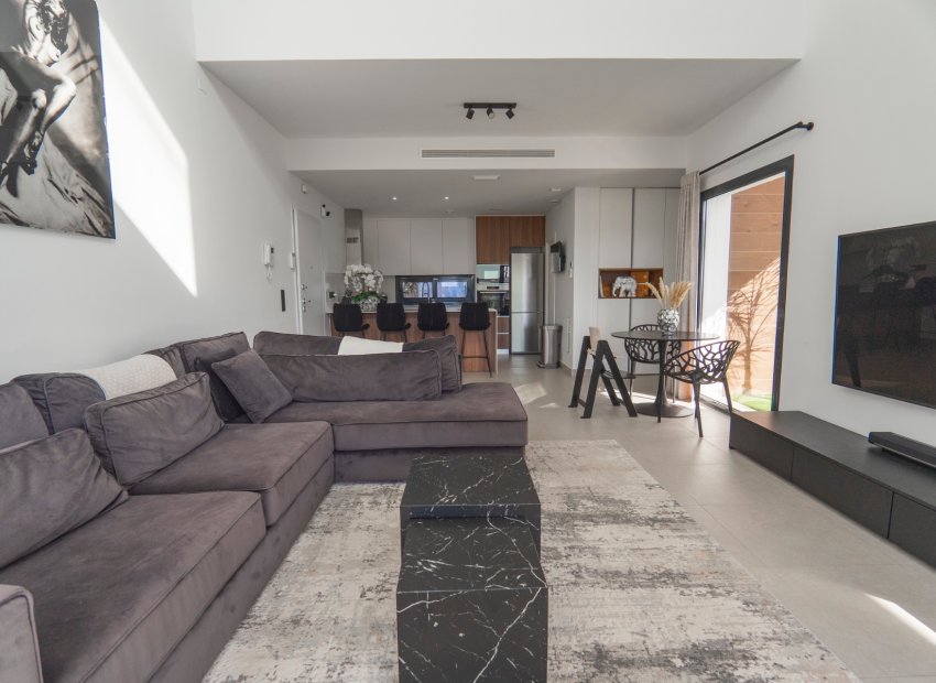 Resale - Villa - Ciudad Quesada - town