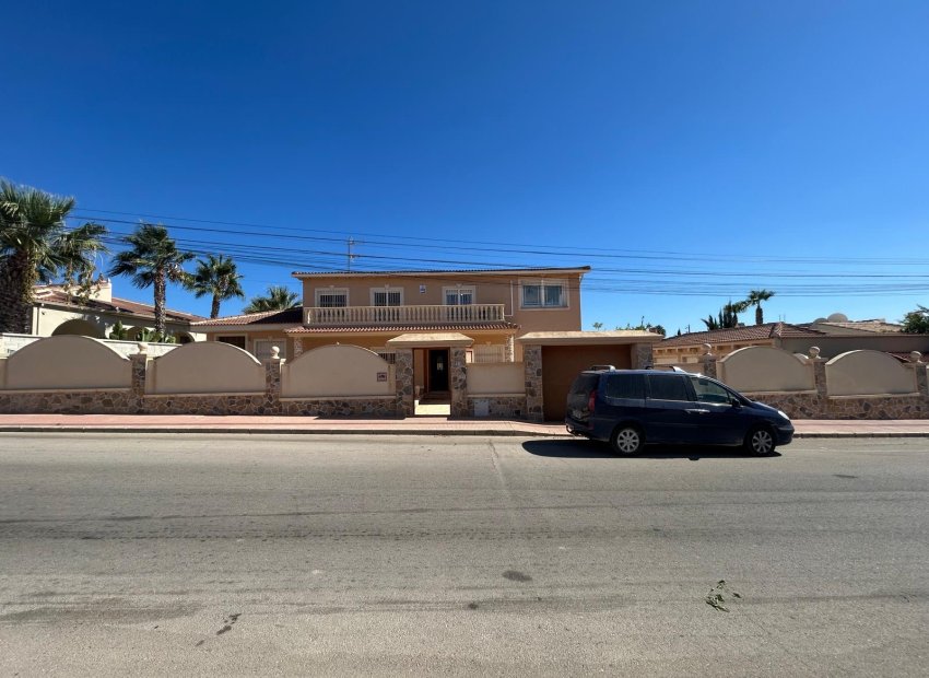 Resale - Villa - Ciudad Quesada - town