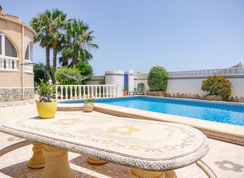 Resale - Villa - Ciudad Quesada - town