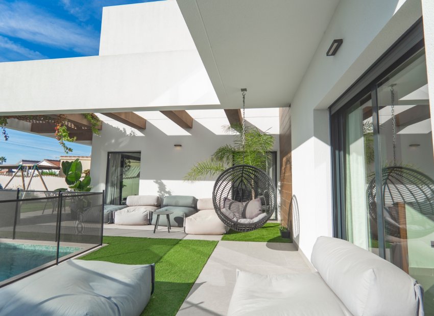 Resale - Villa - Ciudad Quesada - town