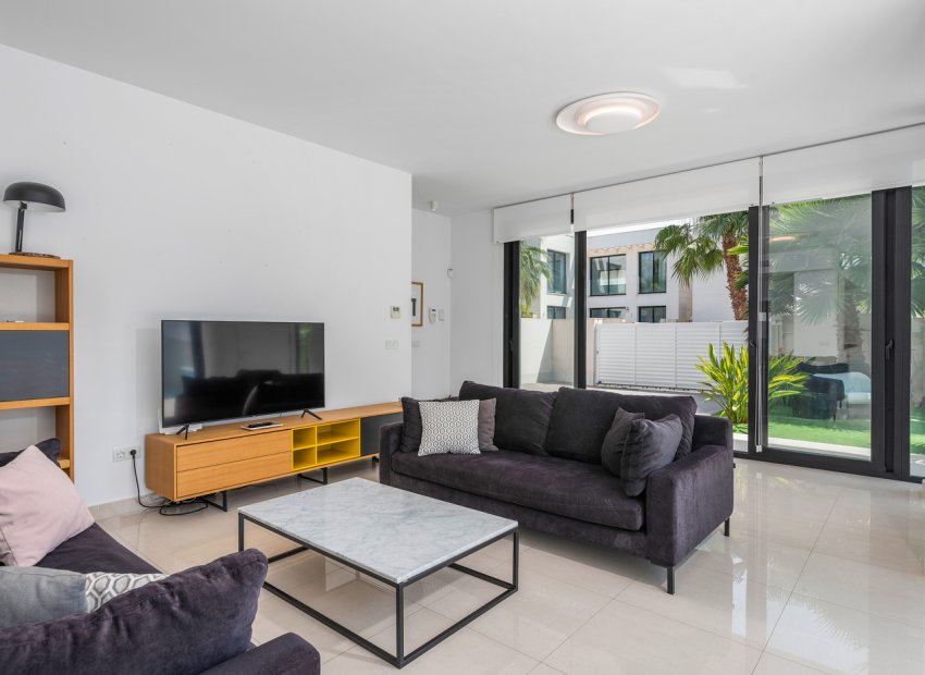 Resale - Villa - Ciudad Quesada