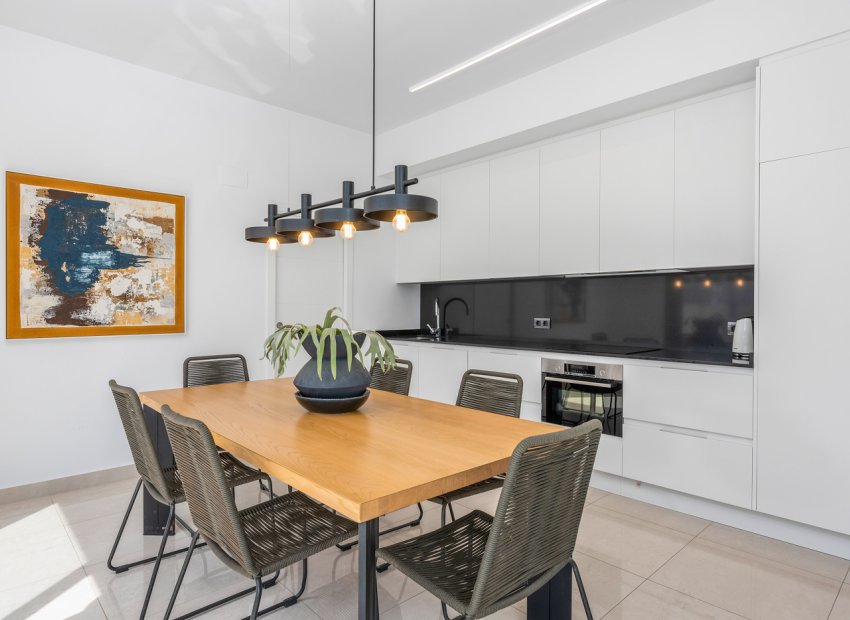 Resale - Villa - Ciudad Quesada