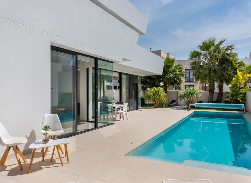 Resale - Villa - Ciudad Quesada