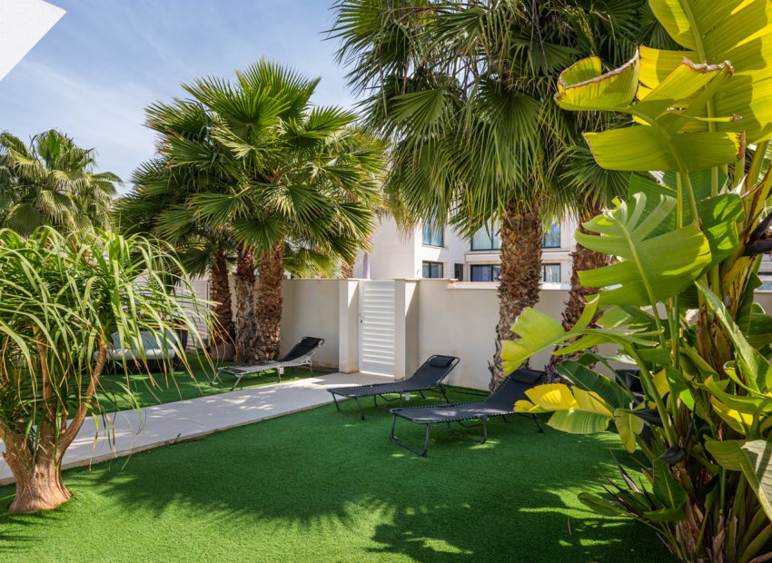 Resale - Villa - Ciudad Quesada