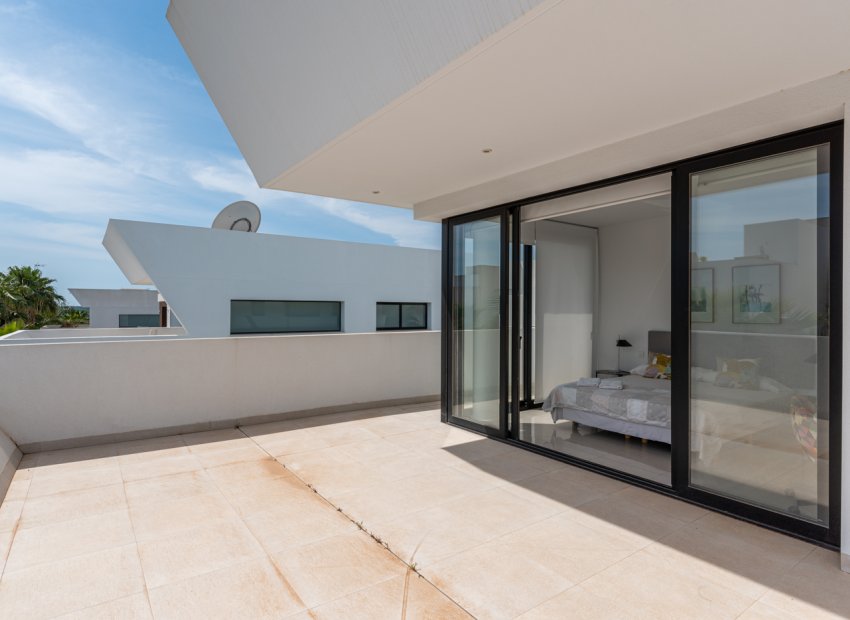 Resale - Villa - Ciudad Quesada