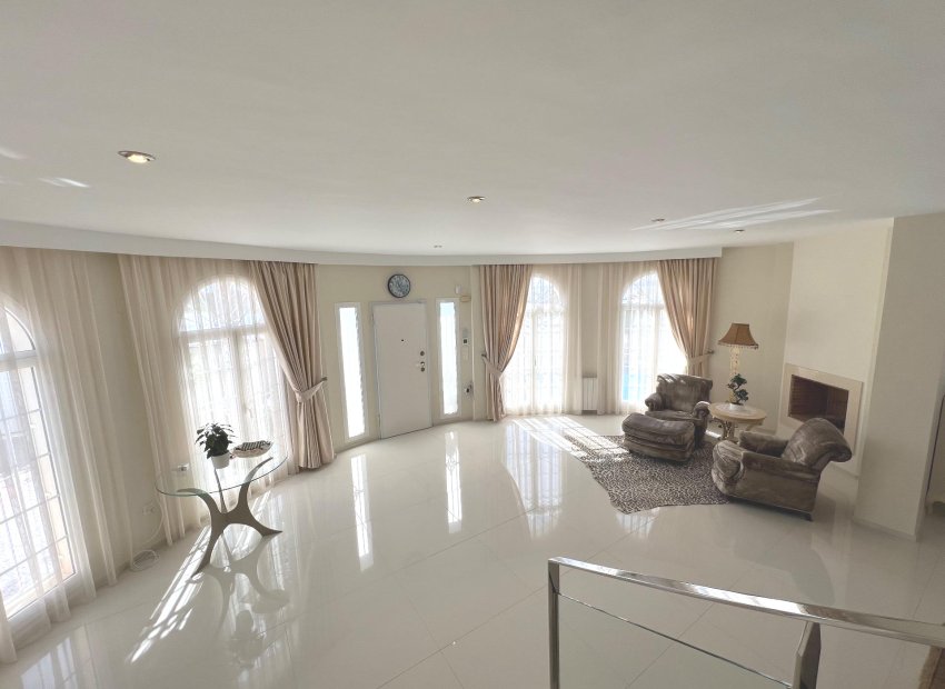 Resale - Villa - Ciudad Quesada