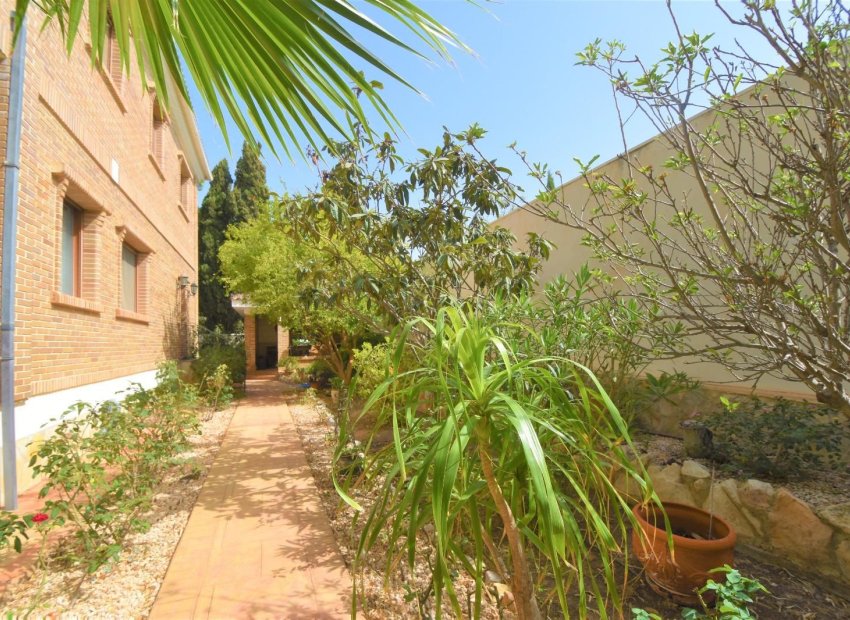 Resale - Villa - Ciudad Quesada