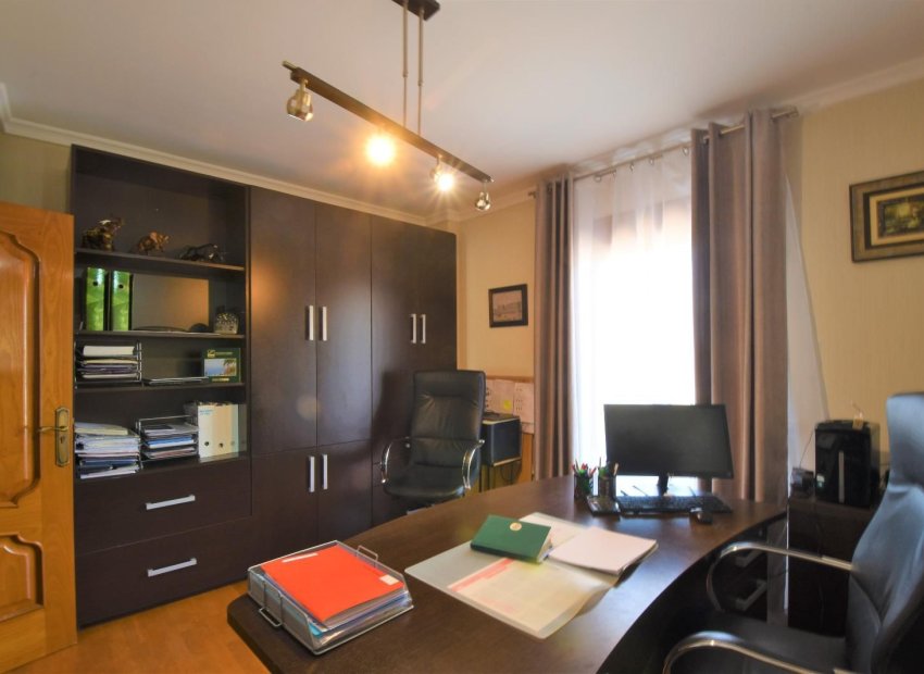 Resale - Villa - Ciudad Quesada