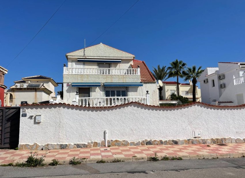 Resale - Villa - Ciudad Quesada