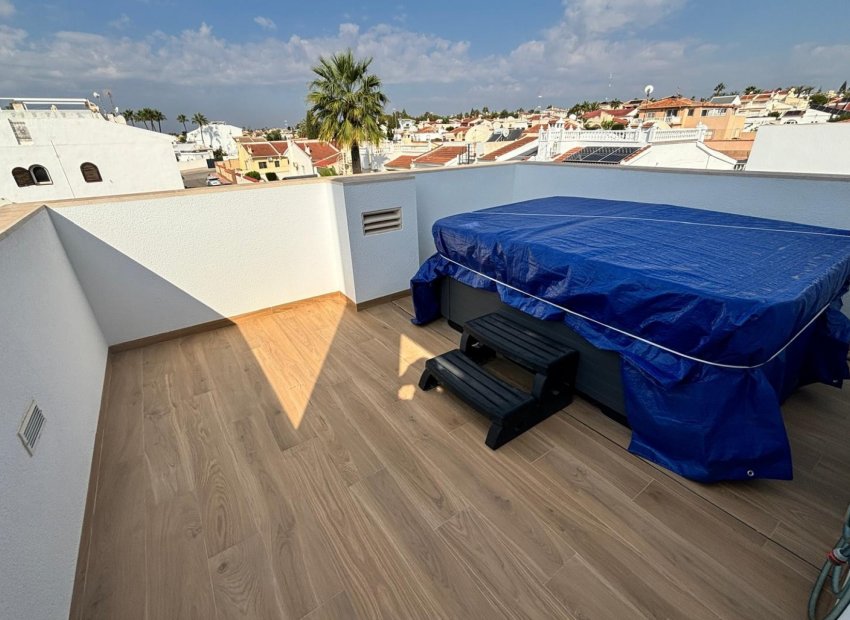 Resale - Villa - Ciudad Quesada