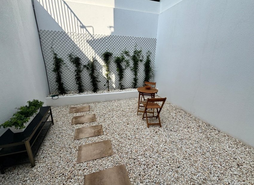 Resale - Villa - Ciudad Quesada