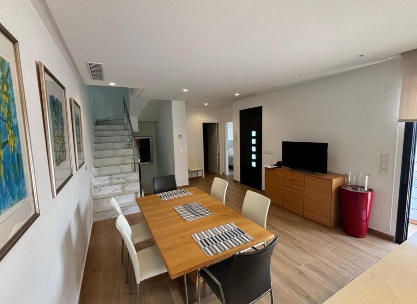 Resale - Villa - Ciudad Quesada