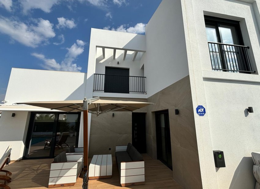 Resale - Villa - Ciudad Quesada